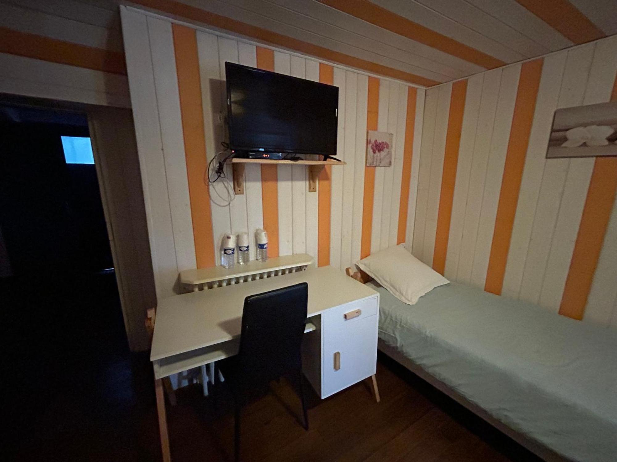 Chambres D'Hotes La Cheminee Tardets-Sorholus Bagian luar foto