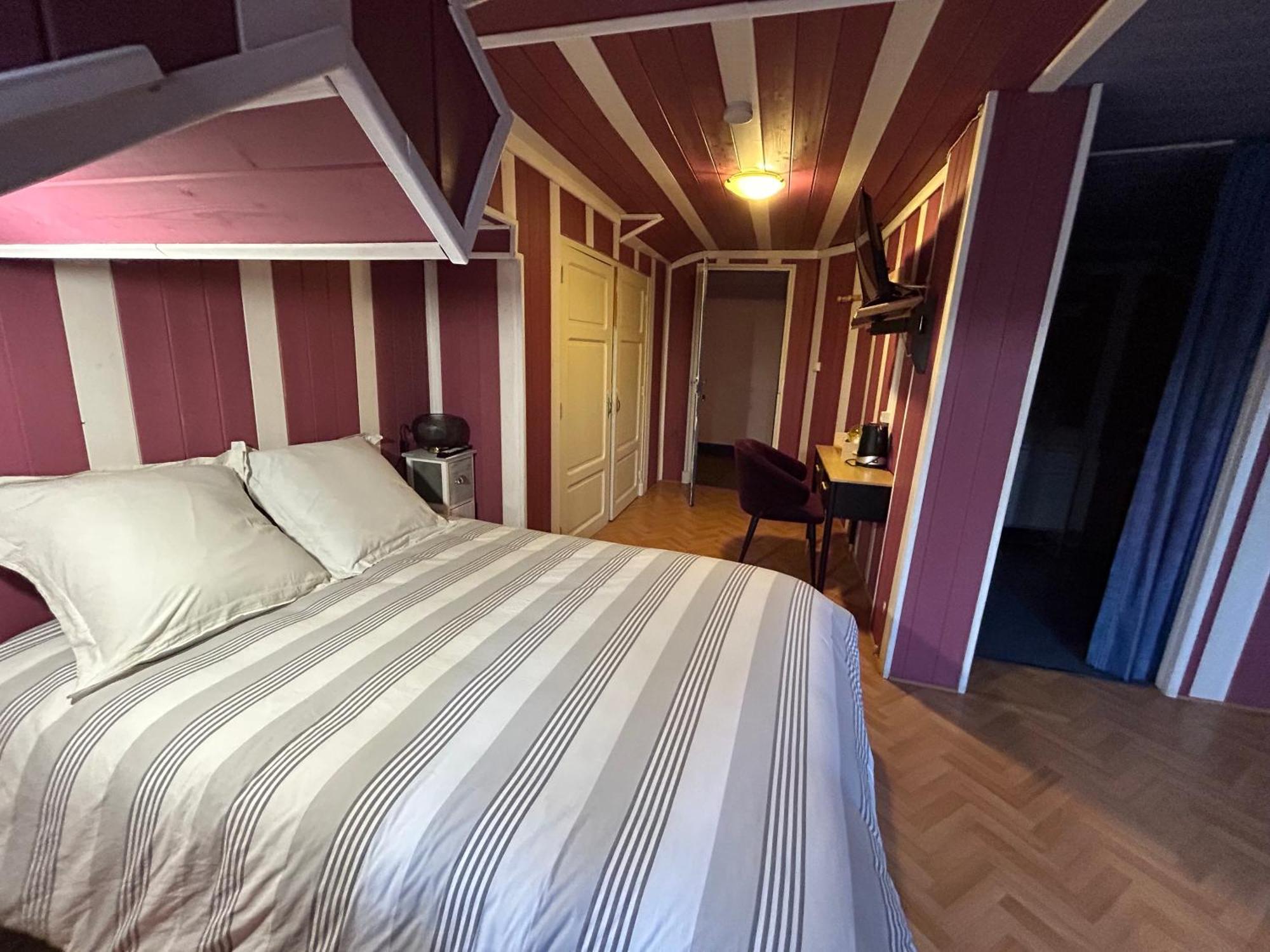Chambres D'Hotes La Cheminee Tardets-Sorholus Bagian luar foto