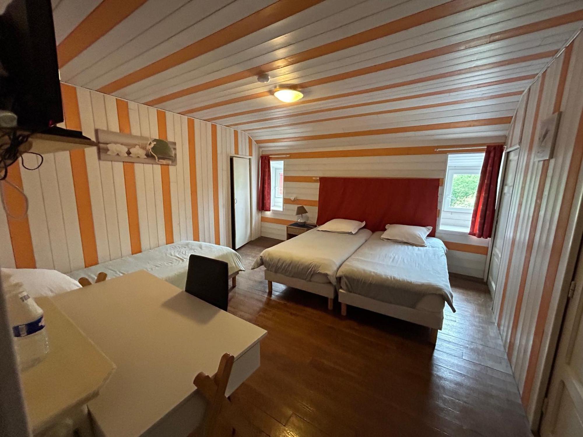 Chambres D'Hotes La Cheminee Tardets-Sorholus Bagian luar foto